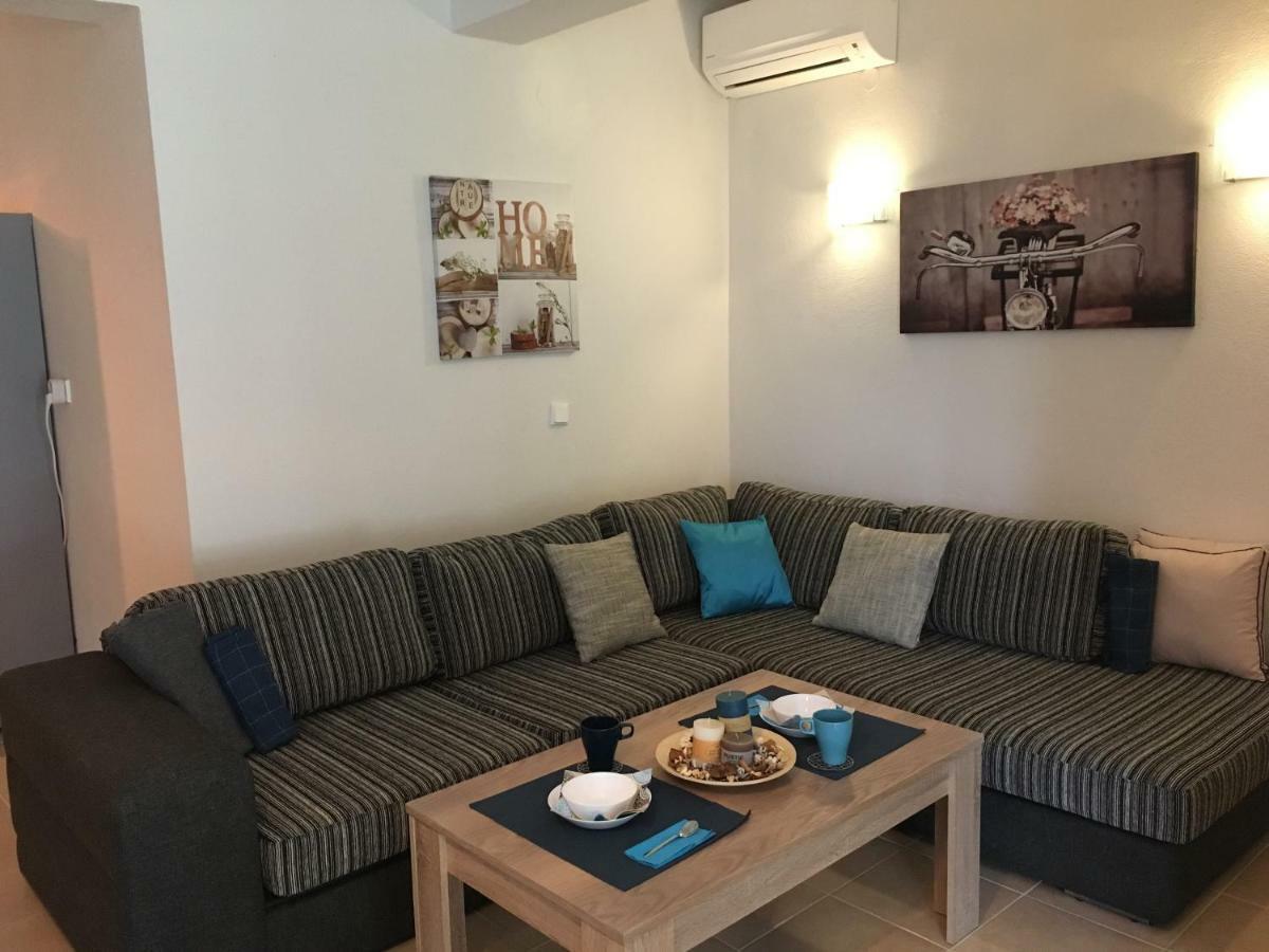 Villa Adria Kriopigi Luaran gambar